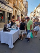 COMERCIO SALE A LA CALLE 10 DE AGOSTO