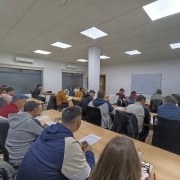 FINALIZA CURSO PLACA SOLARES Y SE INICIA EL DE CARRETILLAS ELEVADORAS